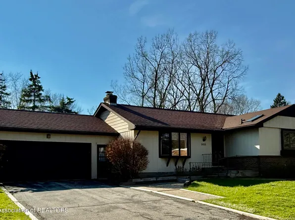 1411 Chester Rd, Lansing, MI 48912