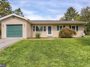 138 W Blade Dr, Pennsylvania Furnace, PA 16865
