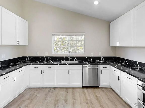 4th image of 6497-99 Montezuma Rd