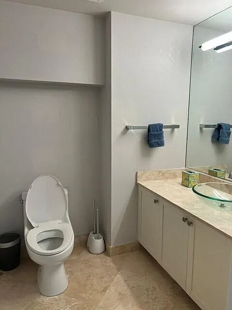 99 SE Mizner Blvd — Photo 3