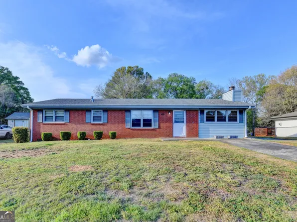 1071 Mountain View Rd NW, Conyers, GA 30012