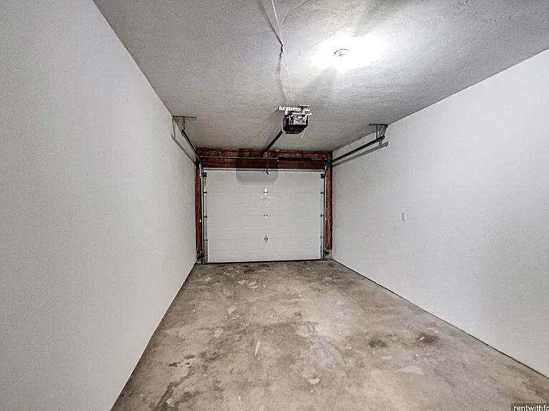 Meadow View East — Photo 102