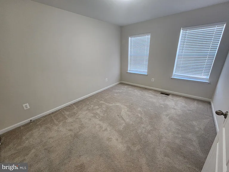 12 Stafford Pl — Photo 20