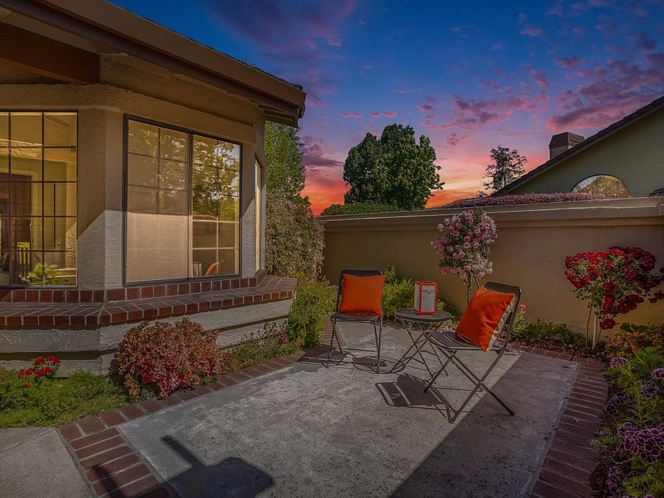 1st image of 3202 Lake Garda Dr