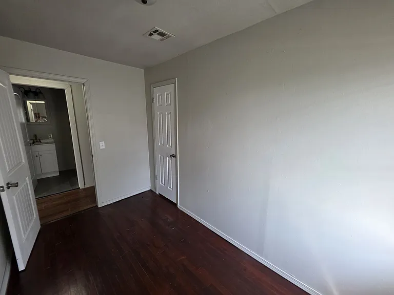 10311 Bellview Dr — Photo 19