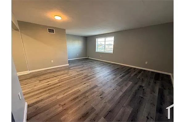 Building Photo - 2561 NW 135th St #10