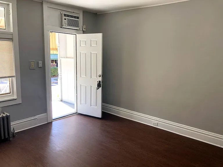 7137 Harrison Ave — Photo 4
