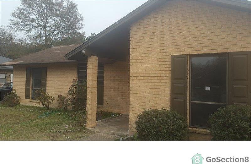 1st image of 6436 Pinebrook Dr