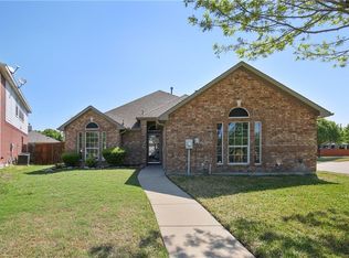 4517 Ridgeway Dr, Mansfield, TX 76063