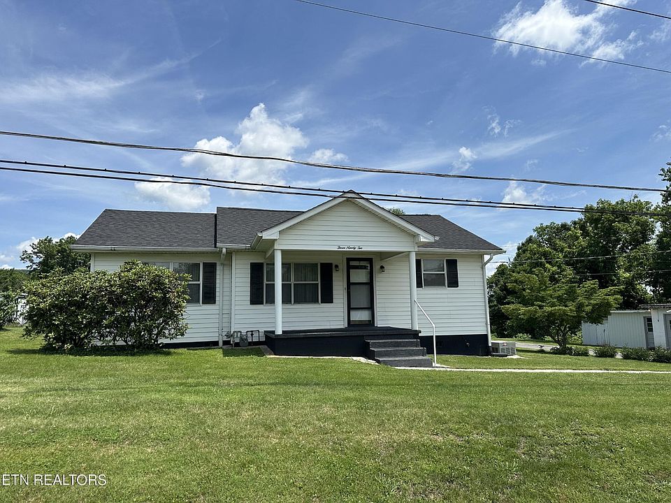 1st image of 392 Tedder St