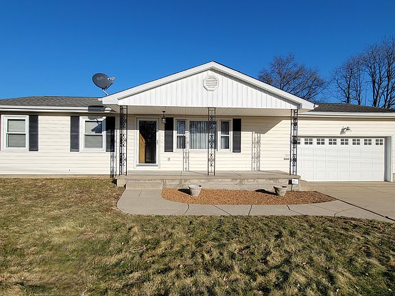 3rd image of 121 Fairdale Ave