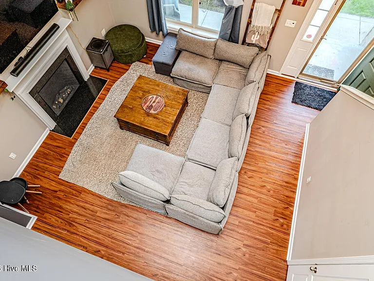 113 Sedgewood Ct — Photo 32