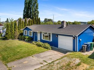 1100 N Bel Air Dr, Mount Vernon, WA 98273