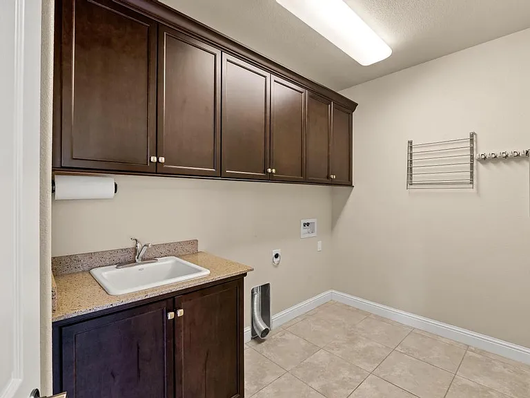 1229 E Via Roma Dr — Photo 33