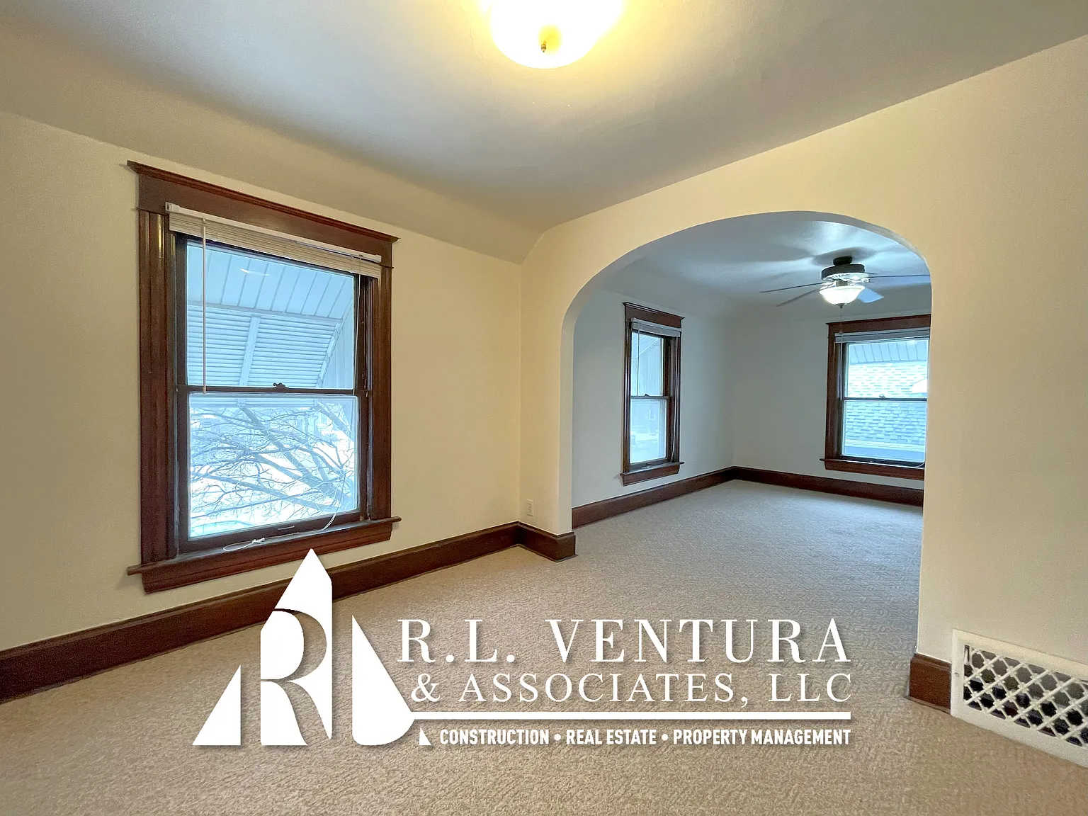 413 Blaine Ave — Photo 3
