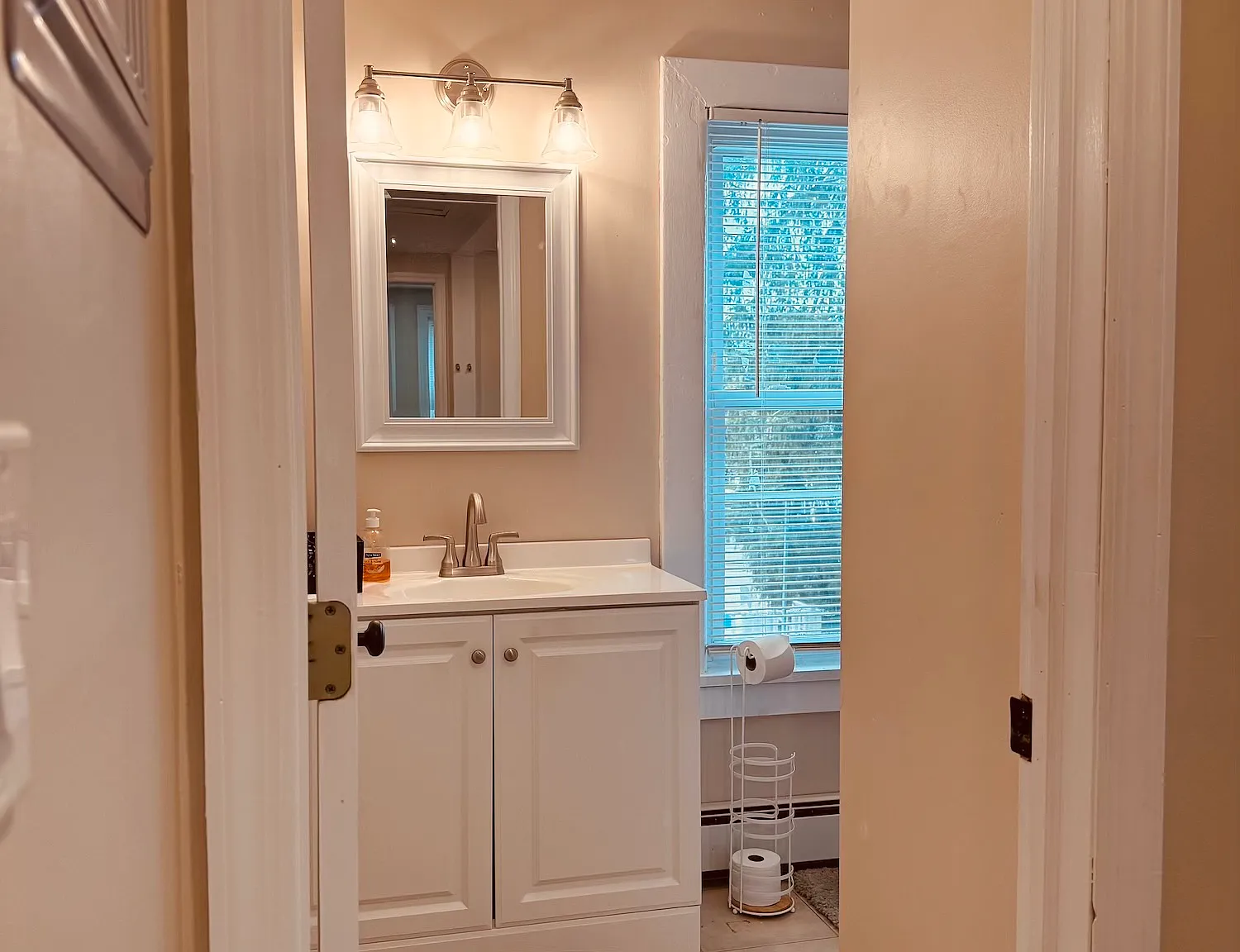 1 bed, $2,200 — Photo 4