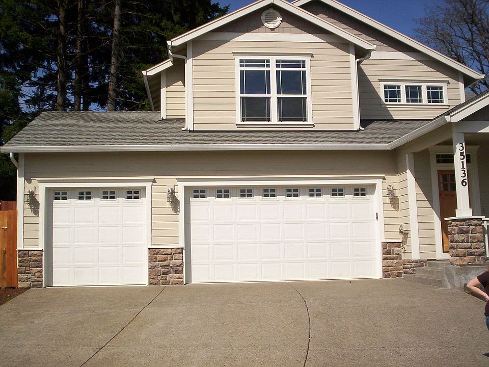 2nd image of 35136 Helens Way