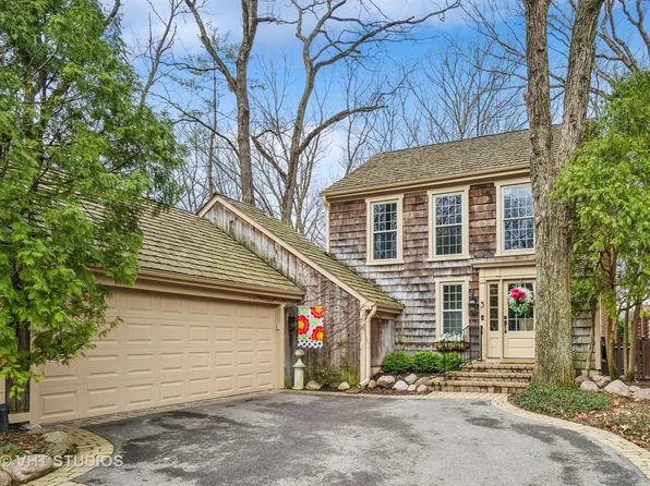 3 Court Of Nantucket, Lincolnshire, IL 60069