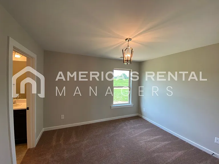 124 Sunlight Cir — Photo 9