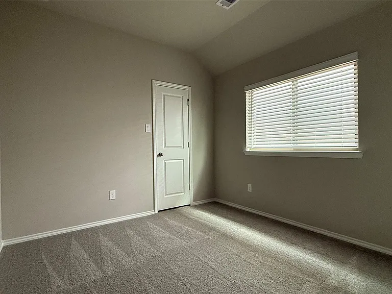 31961 Retama Ranch Ln — Photo 18