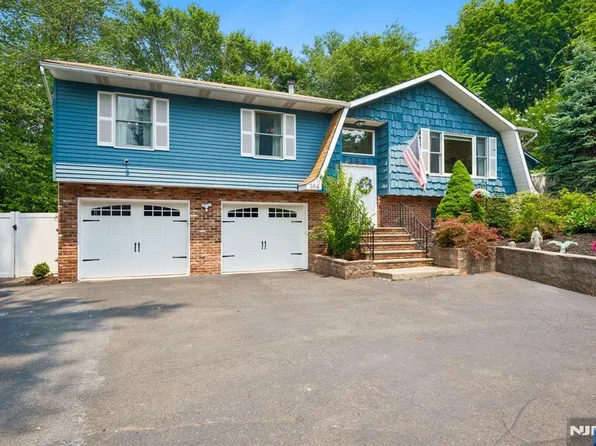 364 Piermont Ave, Hillsdale, NJ 07642