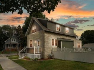 3644 S Kansas Ave #2, Saint Francis, WI 53235