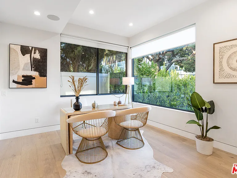 731 N Curson Ave — Photo 58