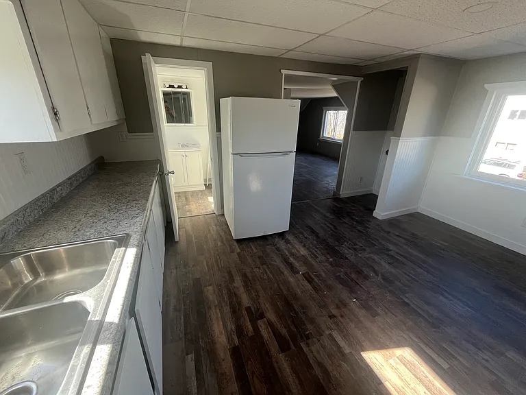 410 Alder St #2 — Photo 6