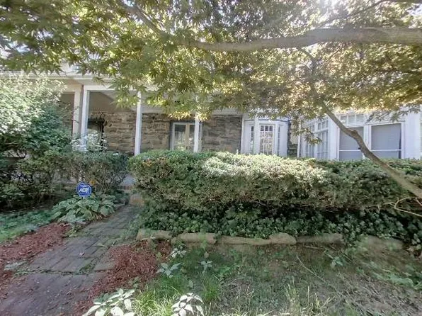 6480 Morris Park Rd, Philadelphia, PA 19151