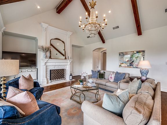 5th image of 2741 Vista View Ln