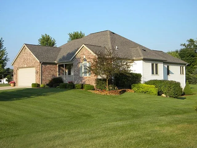 2234 S Clover Ln photo 1