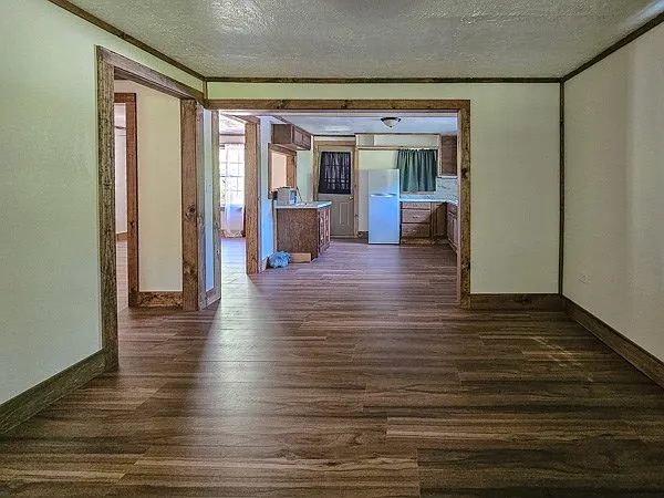 147 Weaver Creek Rd — Photo 28