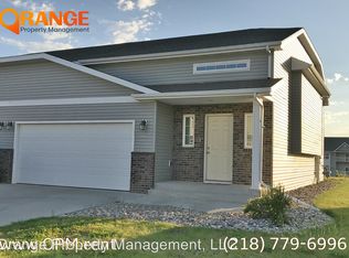 3334 8th St NE, Minot, ND 58703