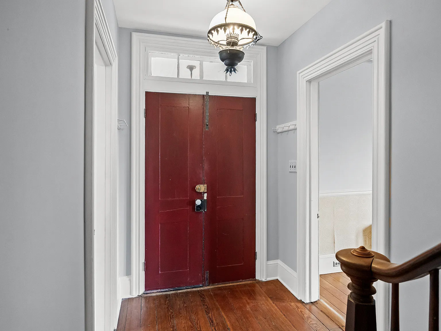 4 bed, 1.5 bath, 2000 sqft, $3,000 — Photo 4