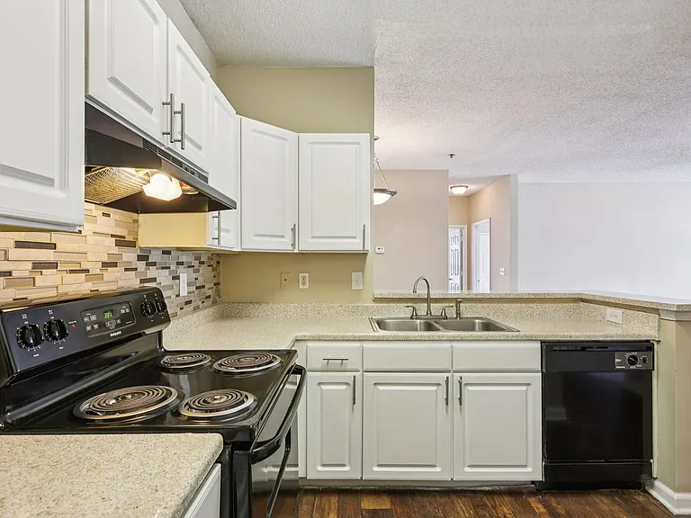 Brookside Park Apartments — Photo 53