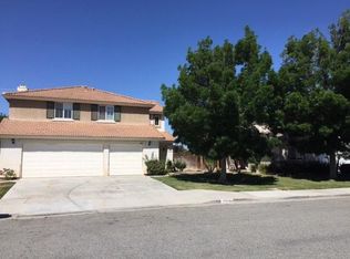 1389 Hummingbird Way, Hemet, CA 92545