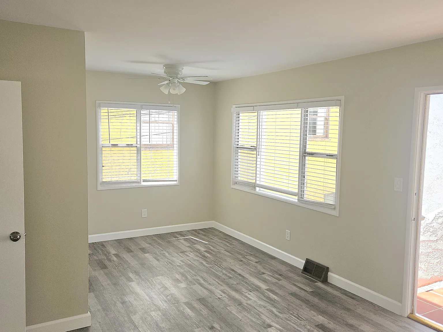 1 bed, 600 sqft, $2,100 — Photo 3
