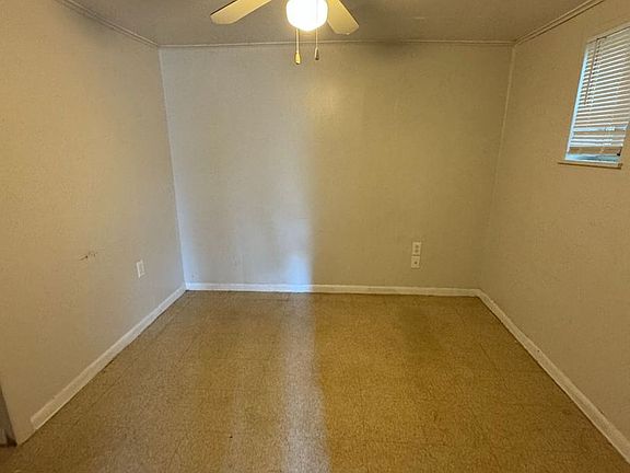 3rd image of 310 E Lambright St APT 5