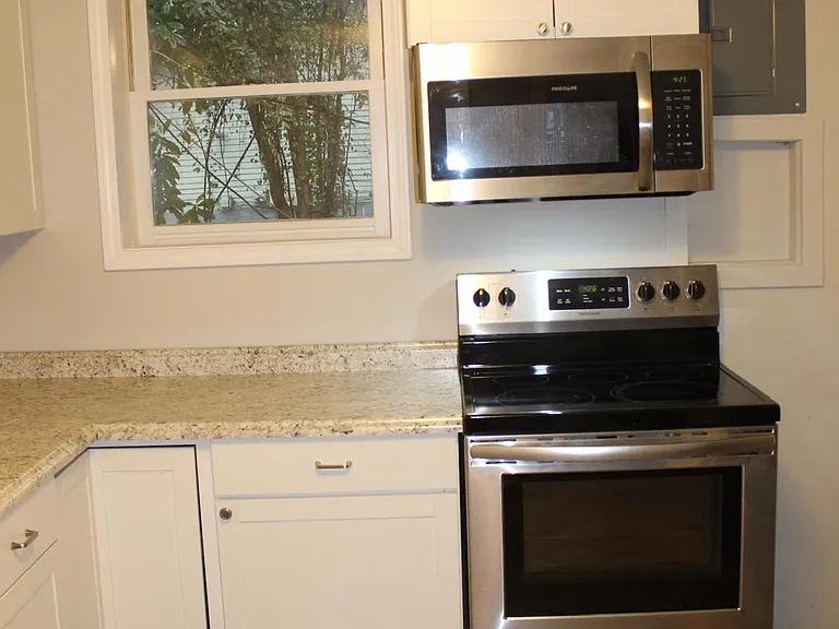 301B Park Ave — Photo 13