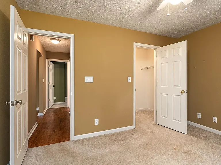 329 Bluegrass Dr — Photo 19