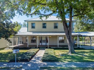 115 W Sage St, Winnsboro, TX 75494