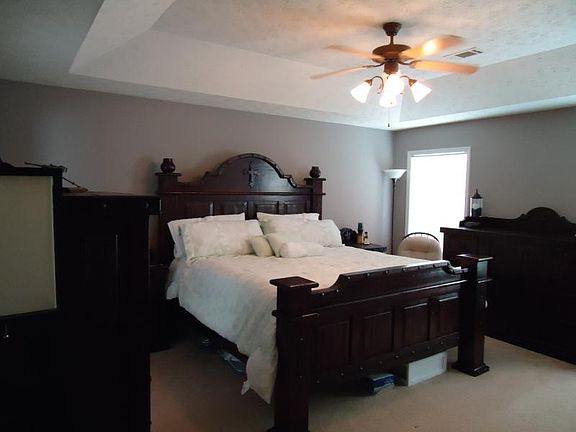 4th image of 77 Lee Road 2097