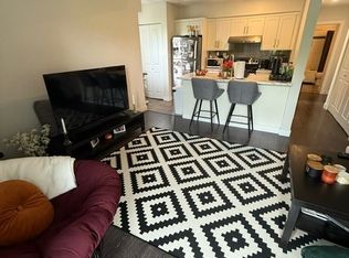 1968 W 2nd Ave, Vancouver, BC V6J 1J3