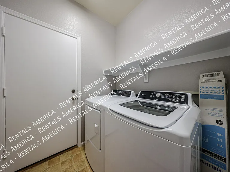 51 W Hereford Dr — Photo 31