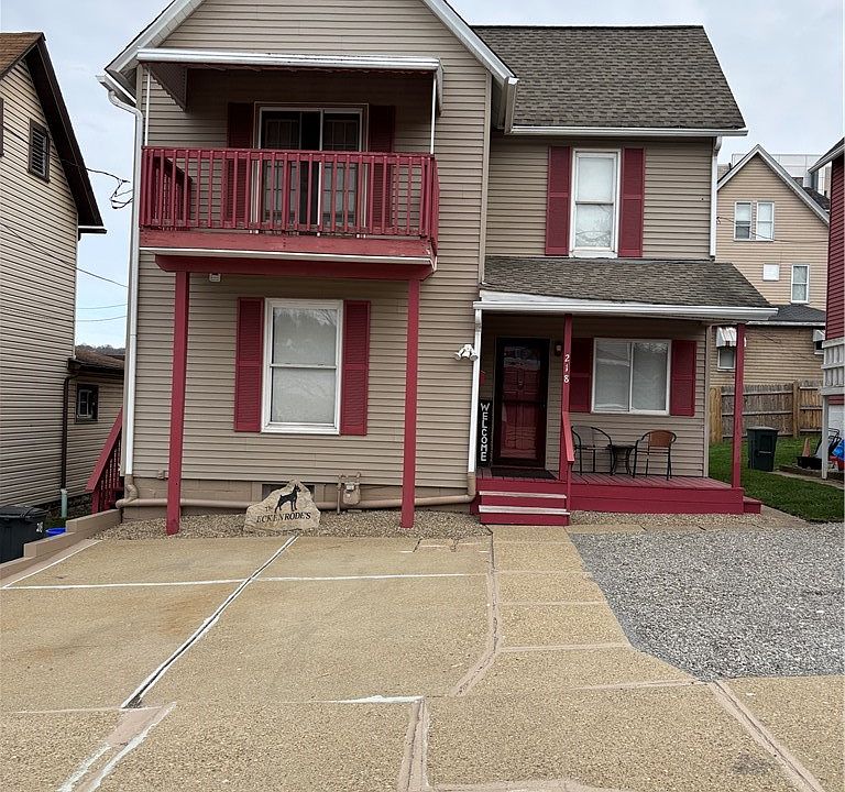 1st image of 218 W Diamond St