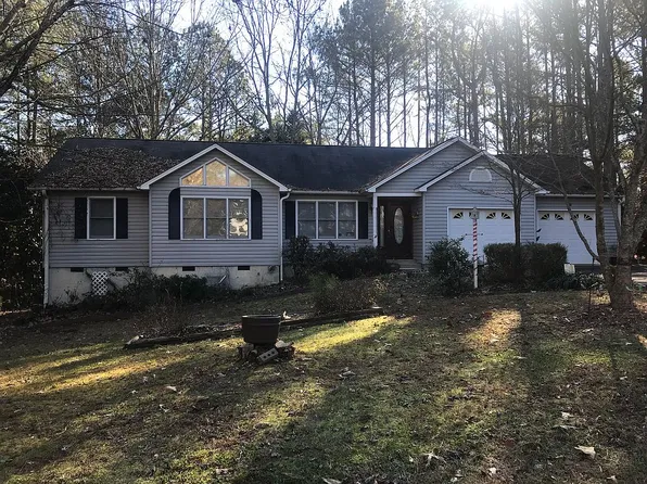 100 Matthew St, Columbus, NC 28722