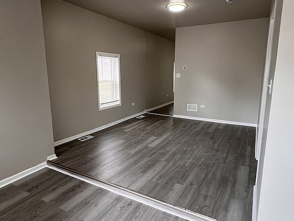 3rd image of 920 S McAlister Ave #1