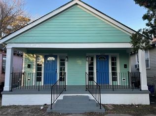 5447 Burgundy St, New Orleans, LA 70117