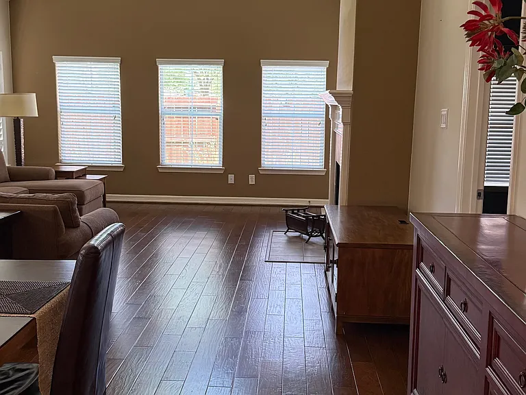 4014 Waterford Ln — Photo 16