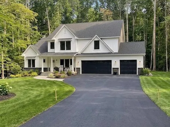 1036 Watchman Ct, Stafford, VA 22556